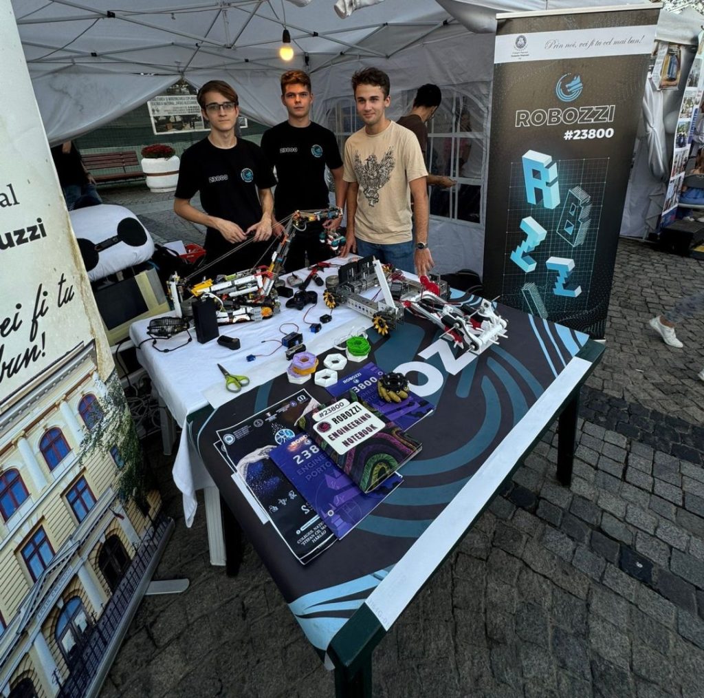 Inovație și determinare: Echipa Robozzi #23800 din Iași câștigă premii și caută susținere financiară